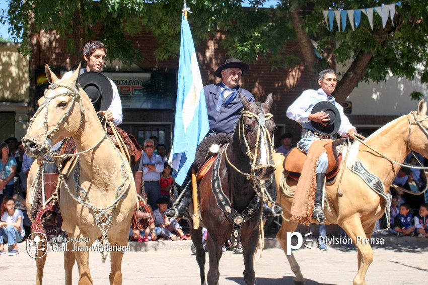 Las mejores fotos del desfile de gala de la Fiesta Nacional del Gaucho