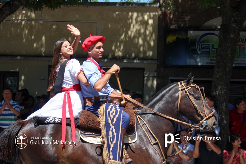 Las mejores fotos del desfile de gala de la Fiesta Nacional del Gaucho