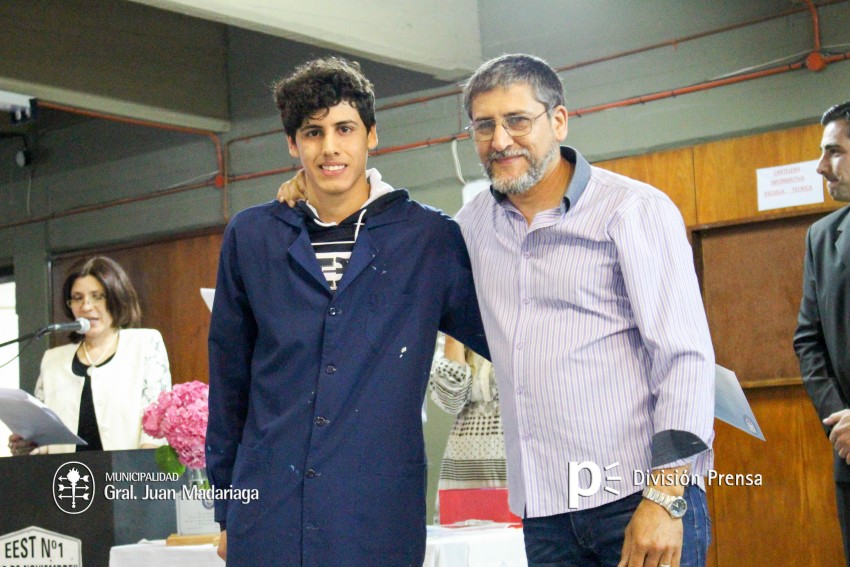 Contina la participacin de funcionarios en los egresos de institucio