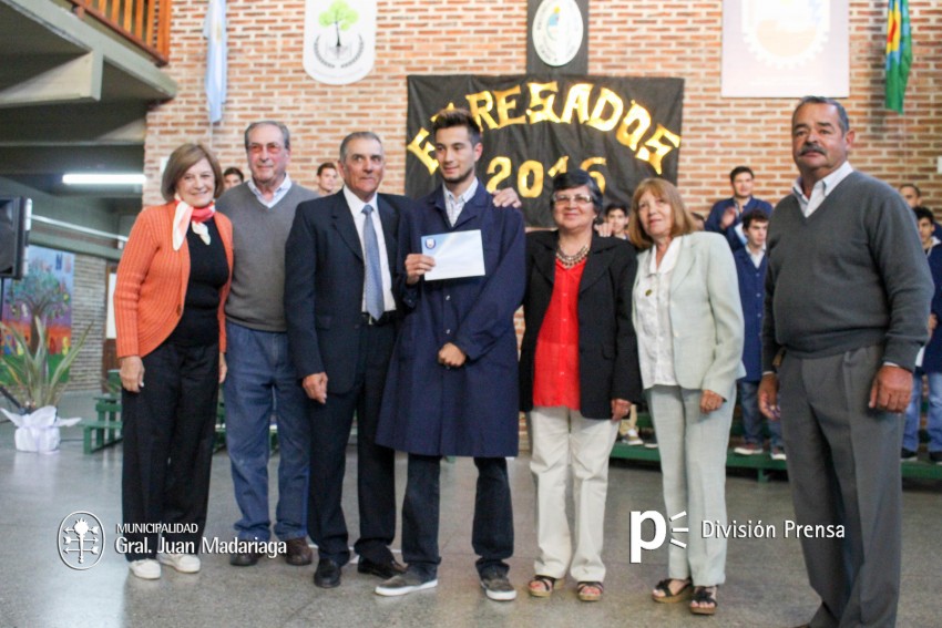 Contina la participacin de funcionarios en los egresos de institucio