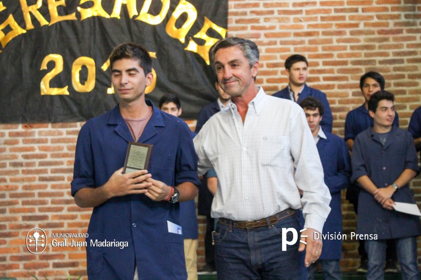 Contina la participacin de funcionarios en los egresos de institucio