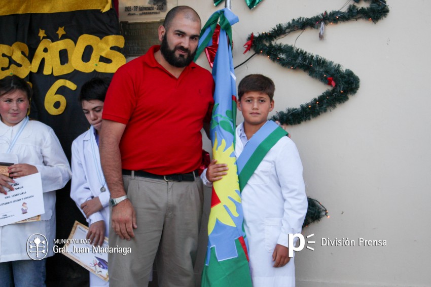 Realizaron nuevos reconocimientos  a alumnos destacados