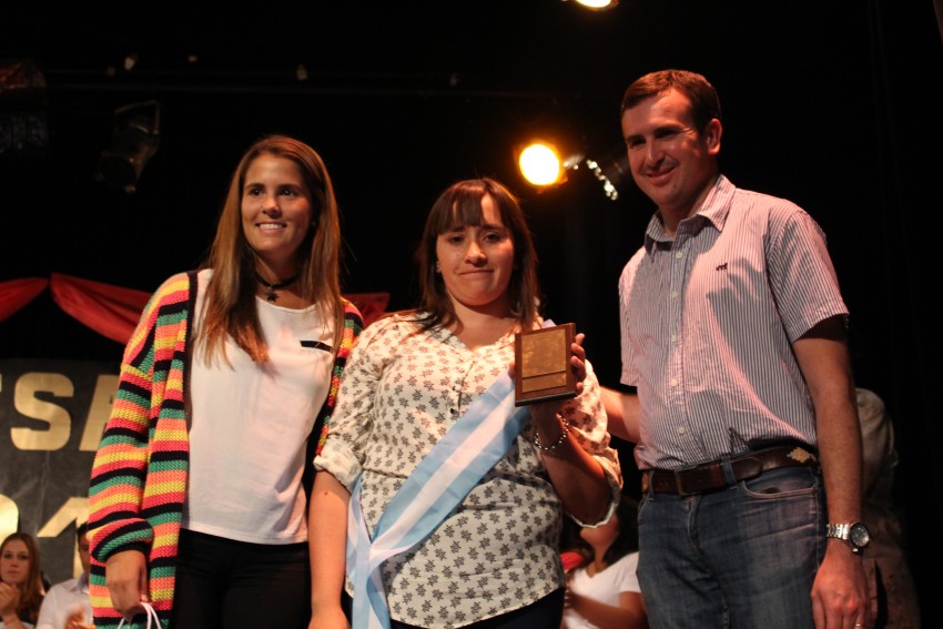 Continan los actos de fin de curso con presencia de funcionarios