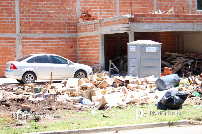 Intimaron a un comerciante por tener en condiciones poco higinicas el