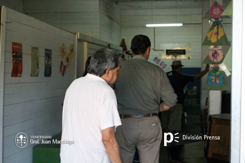 Inició la entrega gratuita de productos navideños