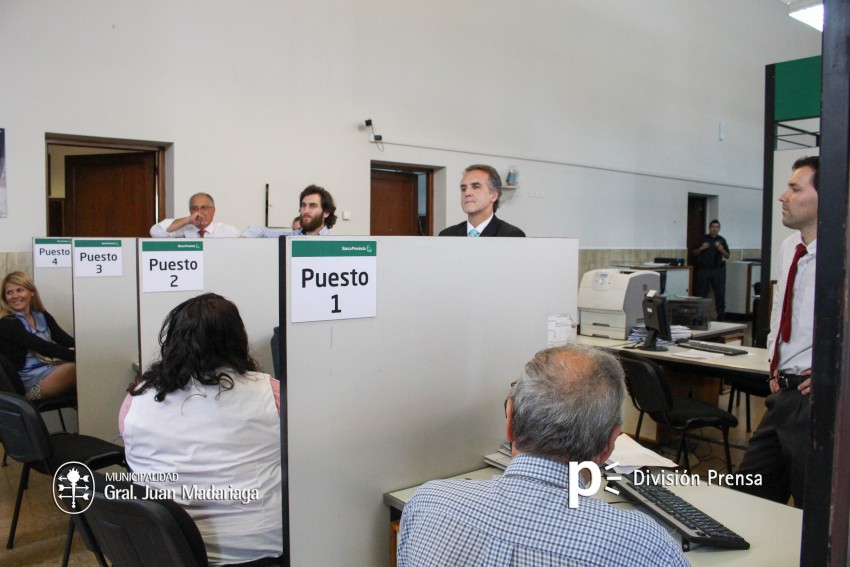 El coro municipal realiz intervenciones urbanas en distintos puntos d