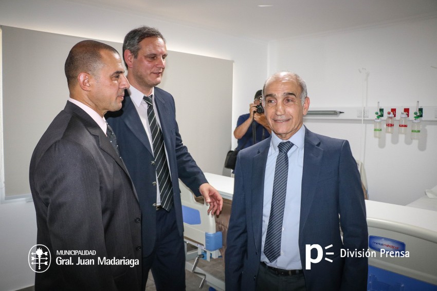 Postales de un da histrico para el Hospital