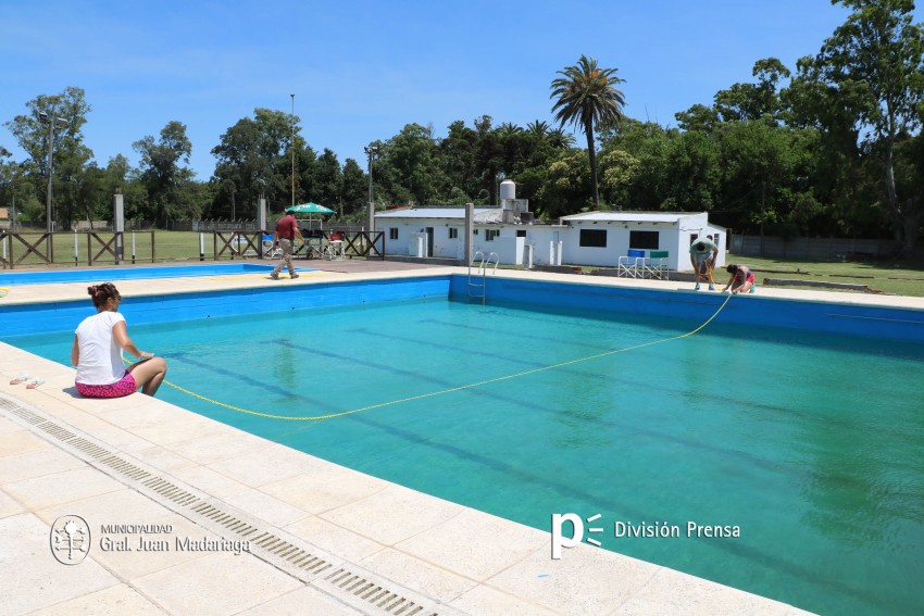 Inici� la actividad en la colonia de verano