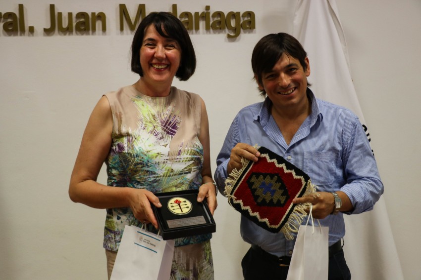 Jovanovic recibi a la embajadora de la repblica de Serbia