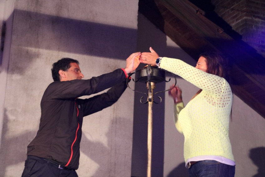 Se abri el ciclo veraniego de Folclore en los Barrios