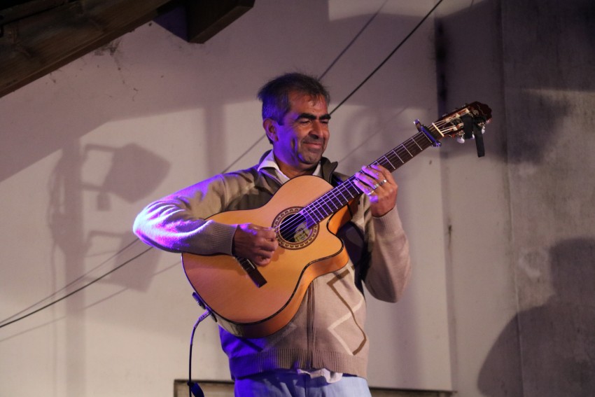 Se abri el ciclo veraniego de Folclore en los Barrios