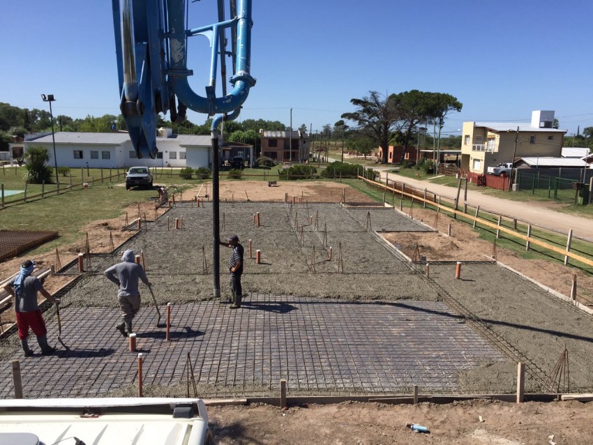 Avanza la construcci�n de la platea del Jard�n Maternal