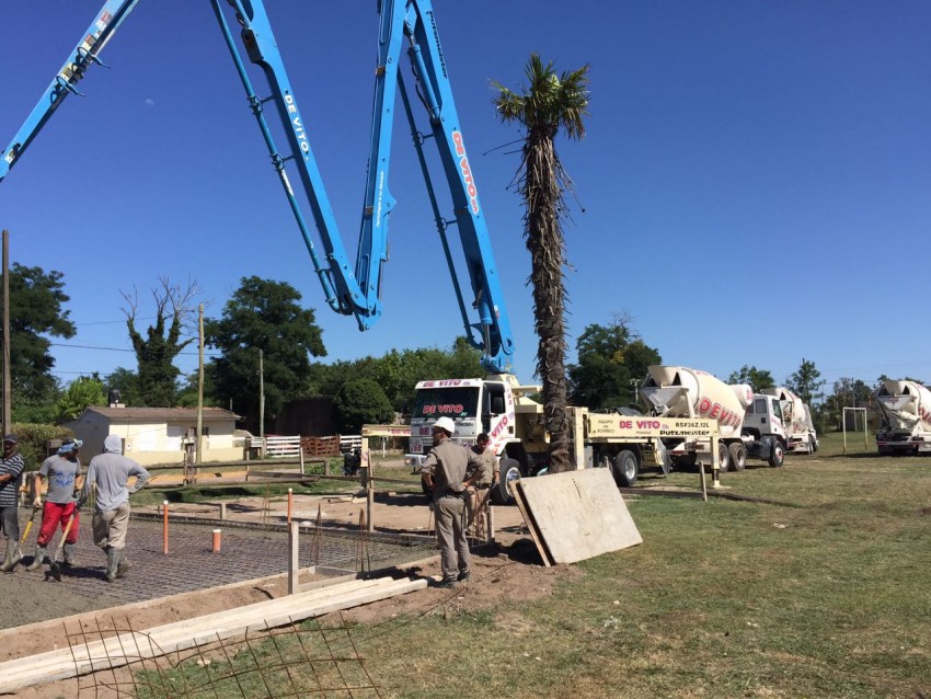 Avanza la construccin de la platea del Jardn Maternal