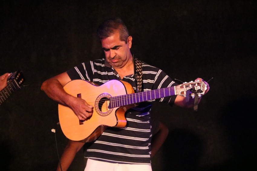 Folclore en los barrios pas por el Martn Fierro