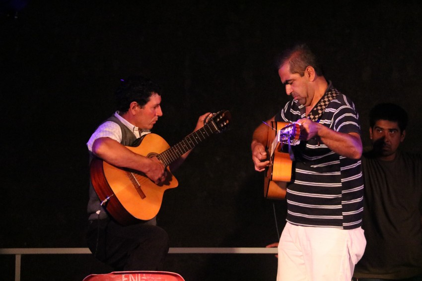 Folclore en los barrios pas por el Martn Fierro