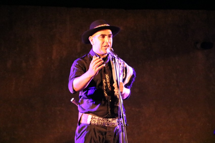 Folclore en los barrios pas por el Martn Fierro