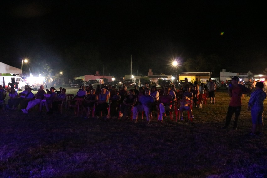 Folclore en los barrios pas por el Martn Fierro