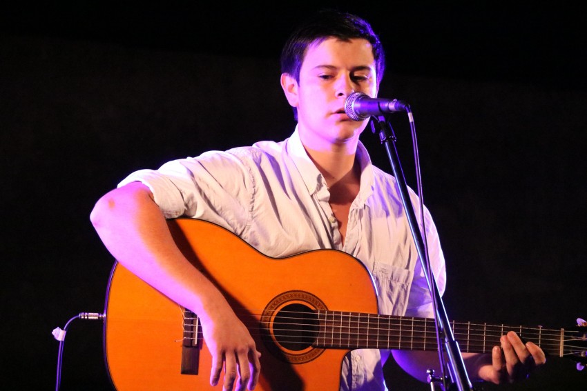 Folclore en los barrios pas por el Martn Fierro