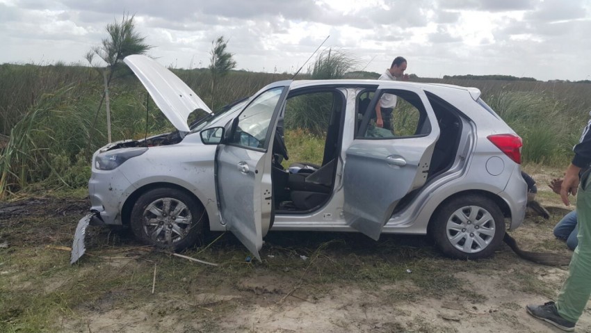 Turistas rosarinos fueron guiados por el GPS a un zanj�n y debieron se