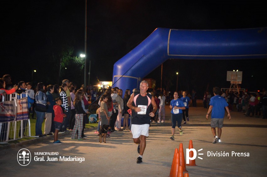 Las 5 millas nocturnas en fotos