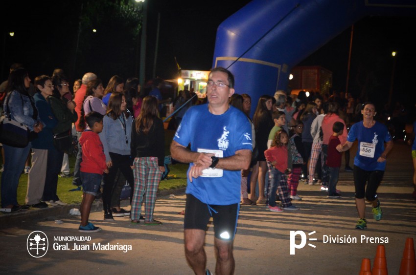 Las 5 millas nocturnas en fotos