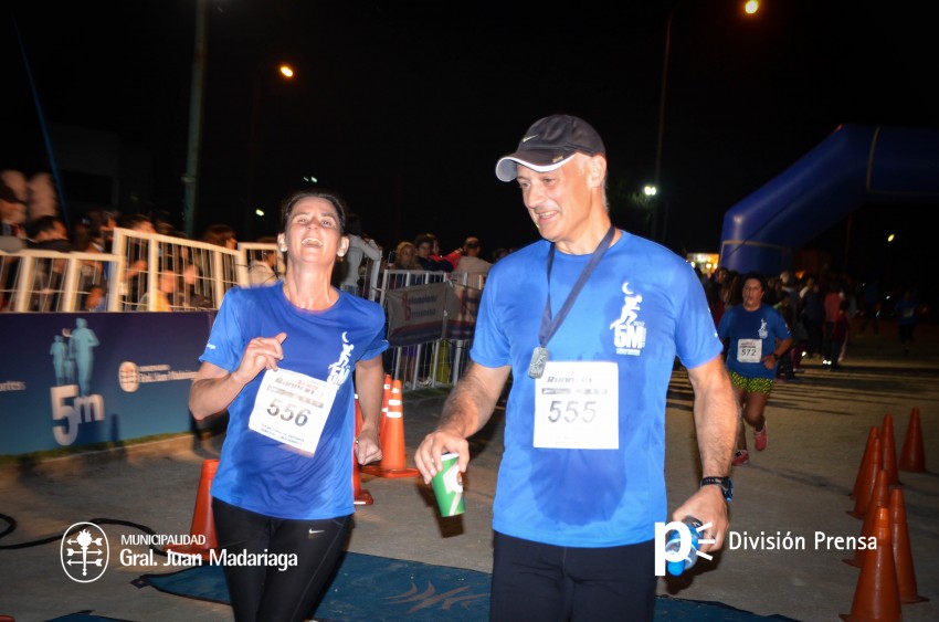 Las 5 millas nocturnas en fotos