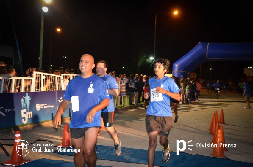 Las 5 millas nocturnas en fotos