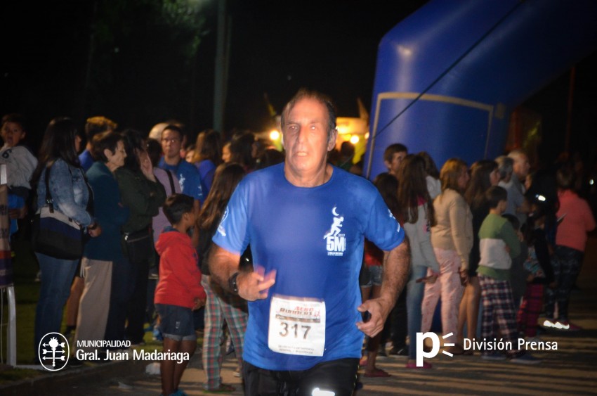 Las 5 millas nocturnas en fotos