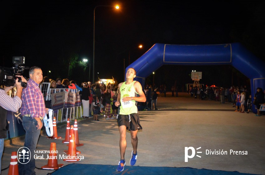 Las 5 millas nocturnas en fotos