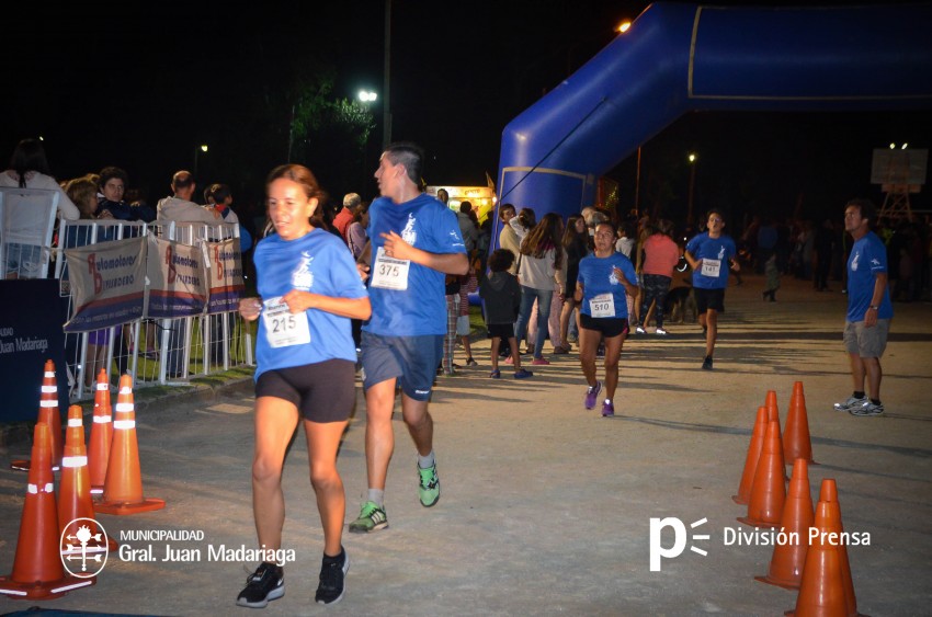 Las 5 millas nocturnas en fotos