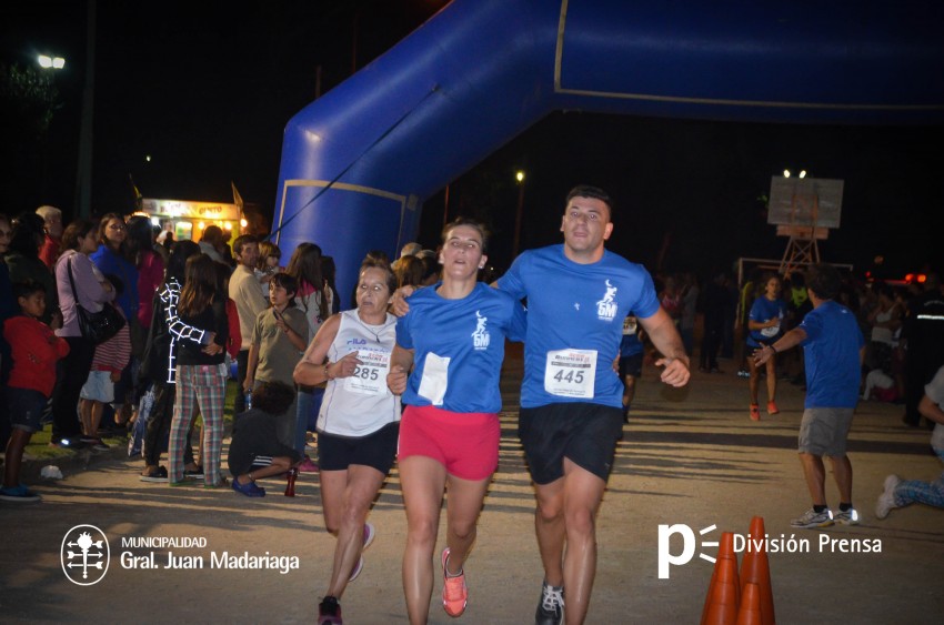 Las 5 millas nocturnas en fotos