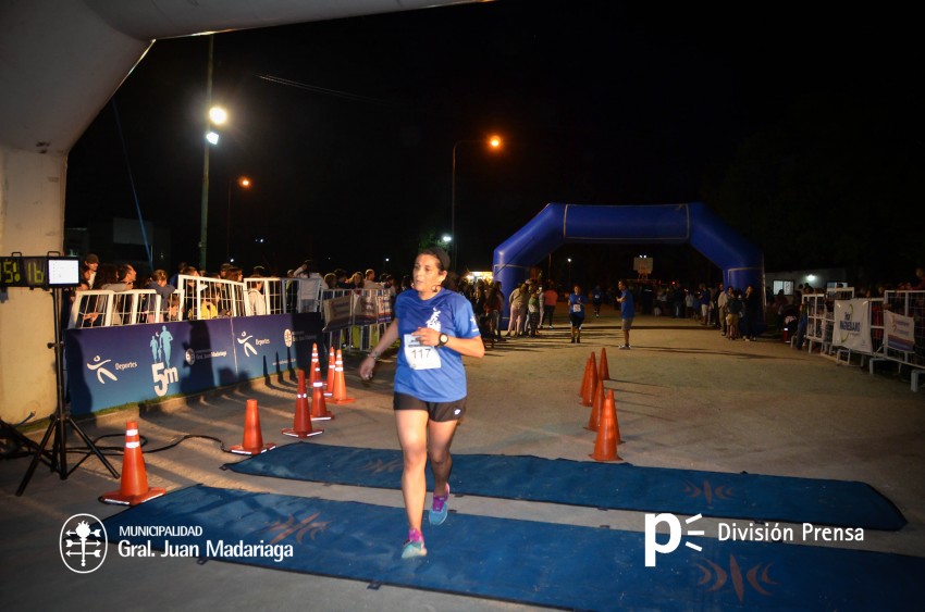 Las 5 millas nocturnas en fotos