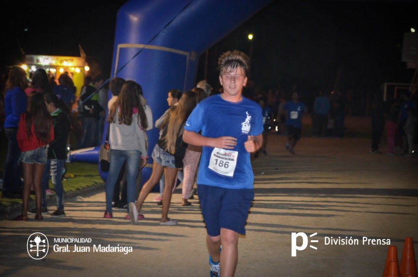 Las 5 millas nocturnas en fotos