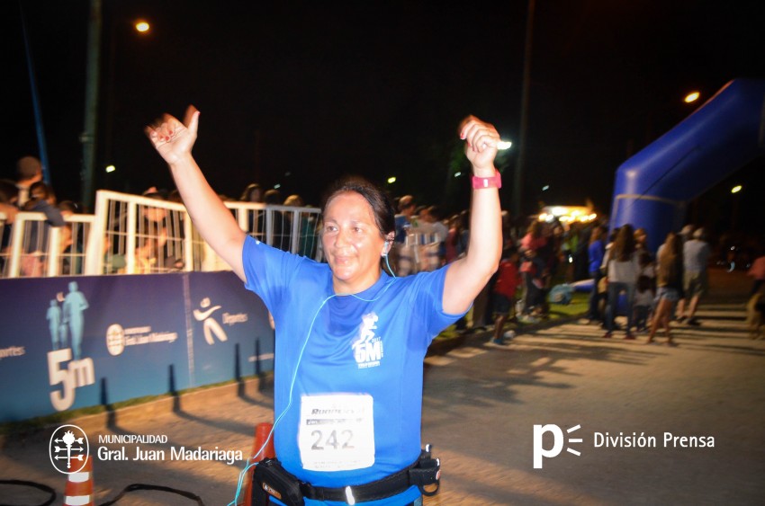 Las 5 millas nocturnas en fotos