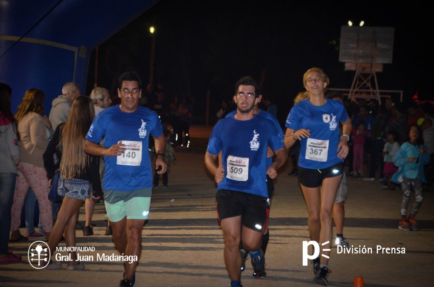Las 5 millas nocturnas en fotos