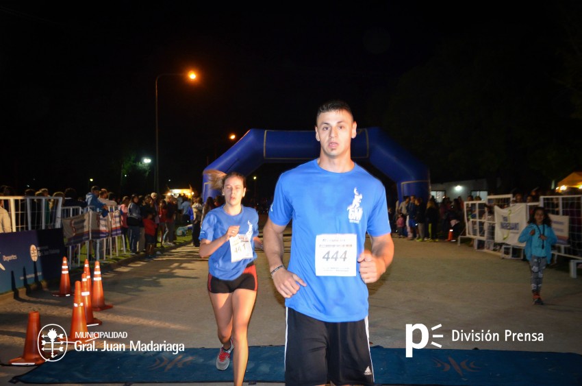 Las 5 millas nocturnas en fotos