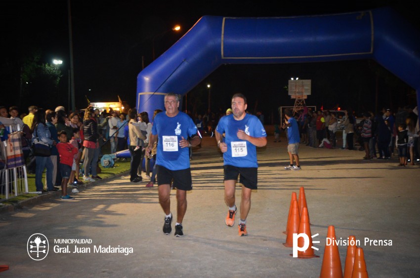 Las 5 millas nocturnas en fotos