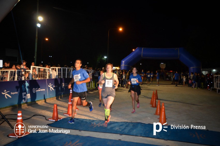 Las 5 millas nocturnas en fotos