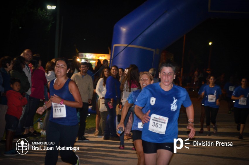 Las 5 millas nocturnas en fotos