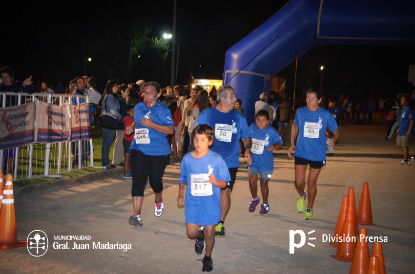 Las 5 millas nocturnas en fotos