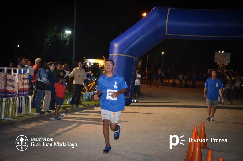 Las 5 millas nocturnas en fotos