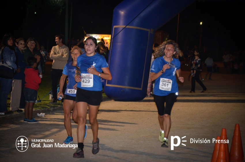 Las 5 millas nocturnas en fotos