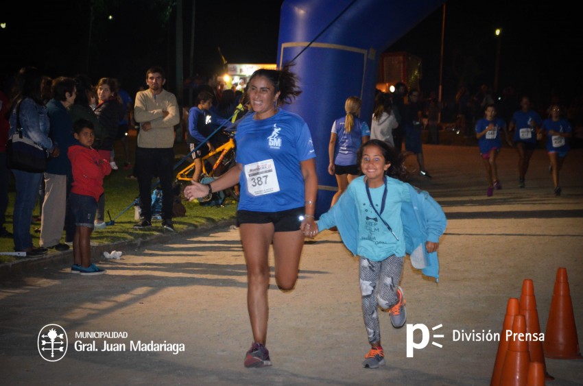 Las 5 millas nocturnas en fotos