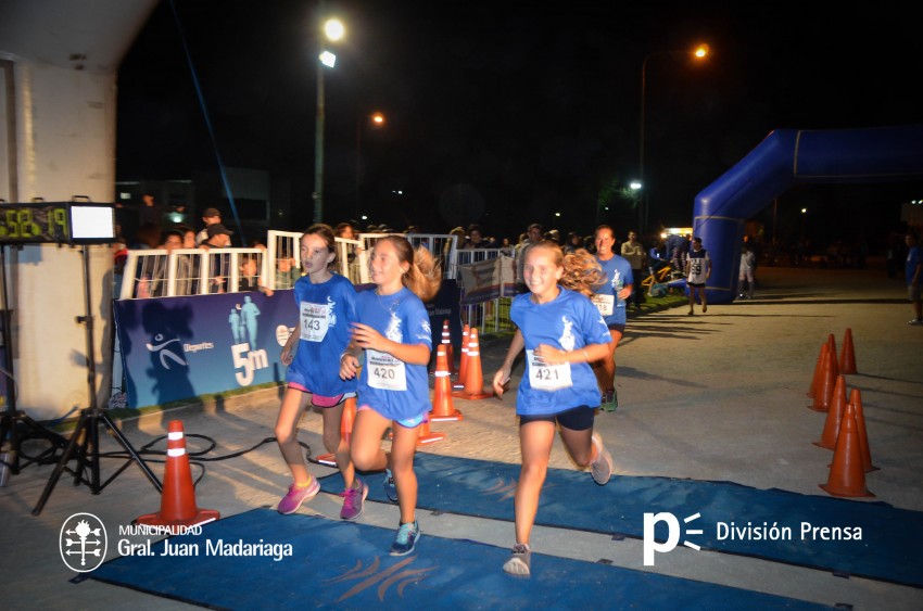 Las 5 millas nocturnas en fotos