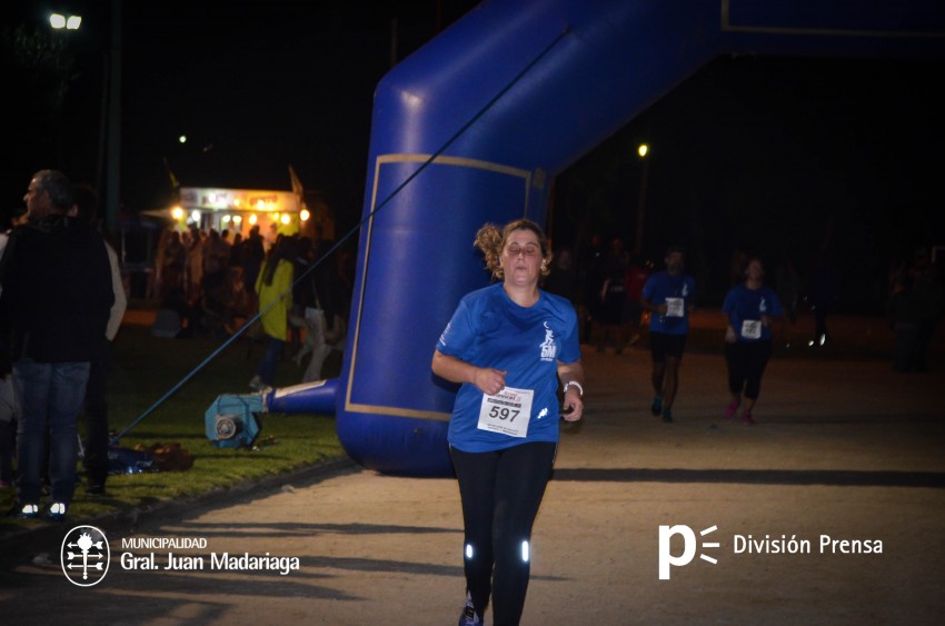 Las 5 millas nocturnas en fotos