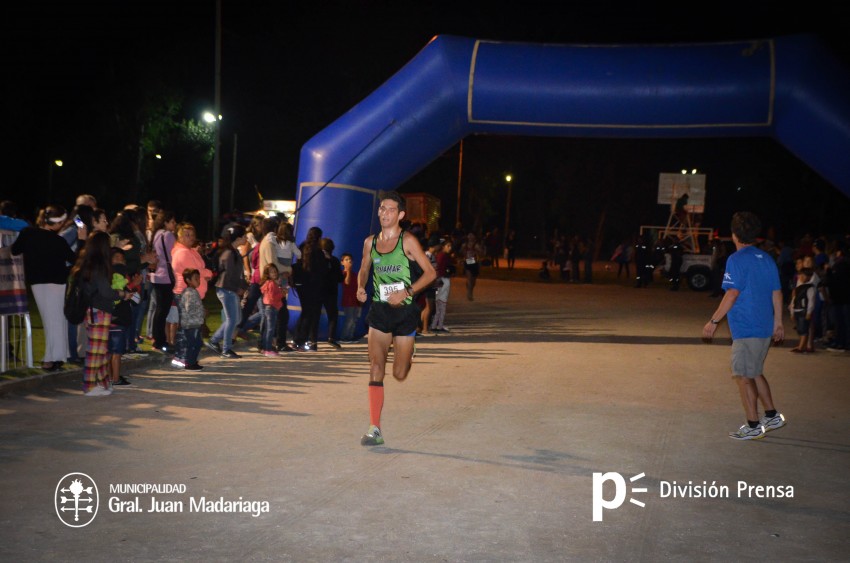 Las 5 millas nocturnas en fotos