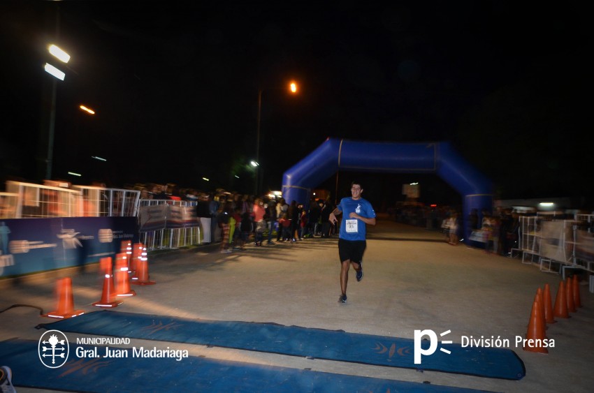 Las 5 millas nocturnas en fotos