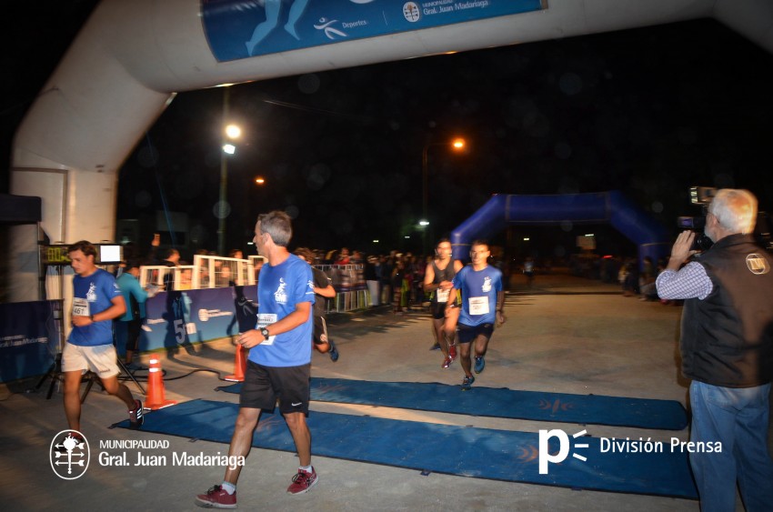 Las 5 millas nocturnas en fotos