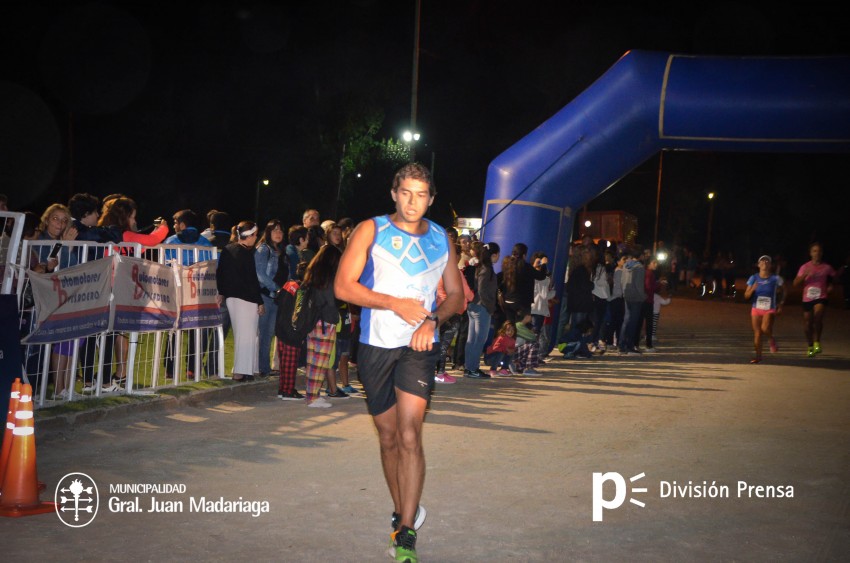 Las 5 millas nocturnas en fotos