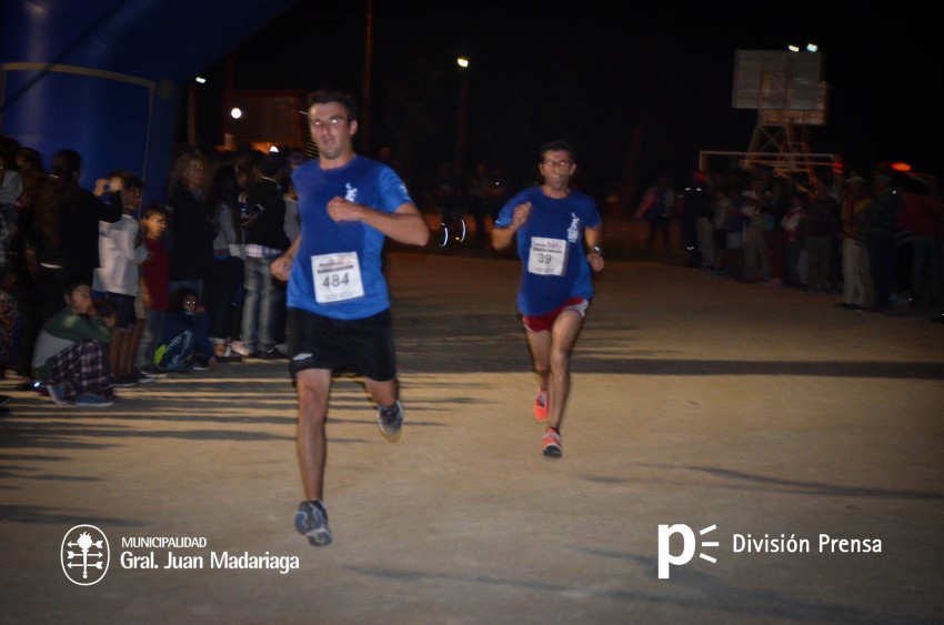 Las 5 millas nocturnas en fotos
